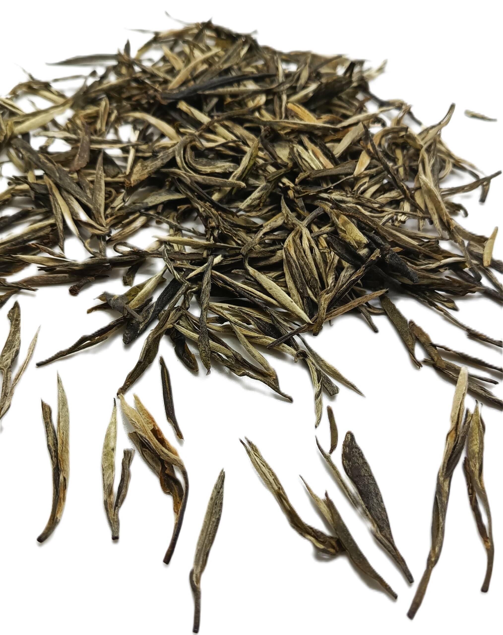 Китайский злёный высокогорный чай Нефритовая Игла 100г Китайский злёный высокогорный чай Нефритовая Игла 100г